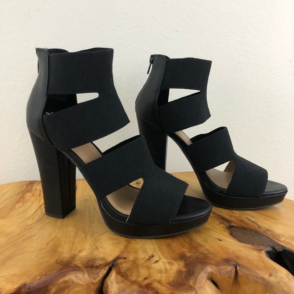 Report Shoes - Black Report High Heels
